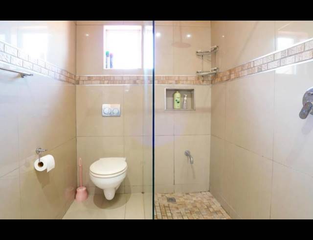 4 BEDROOM FREEHOLD FOR SALE IN SARNIA